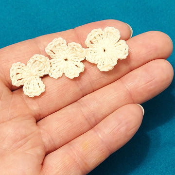 Tiny micro flower crochet pattern