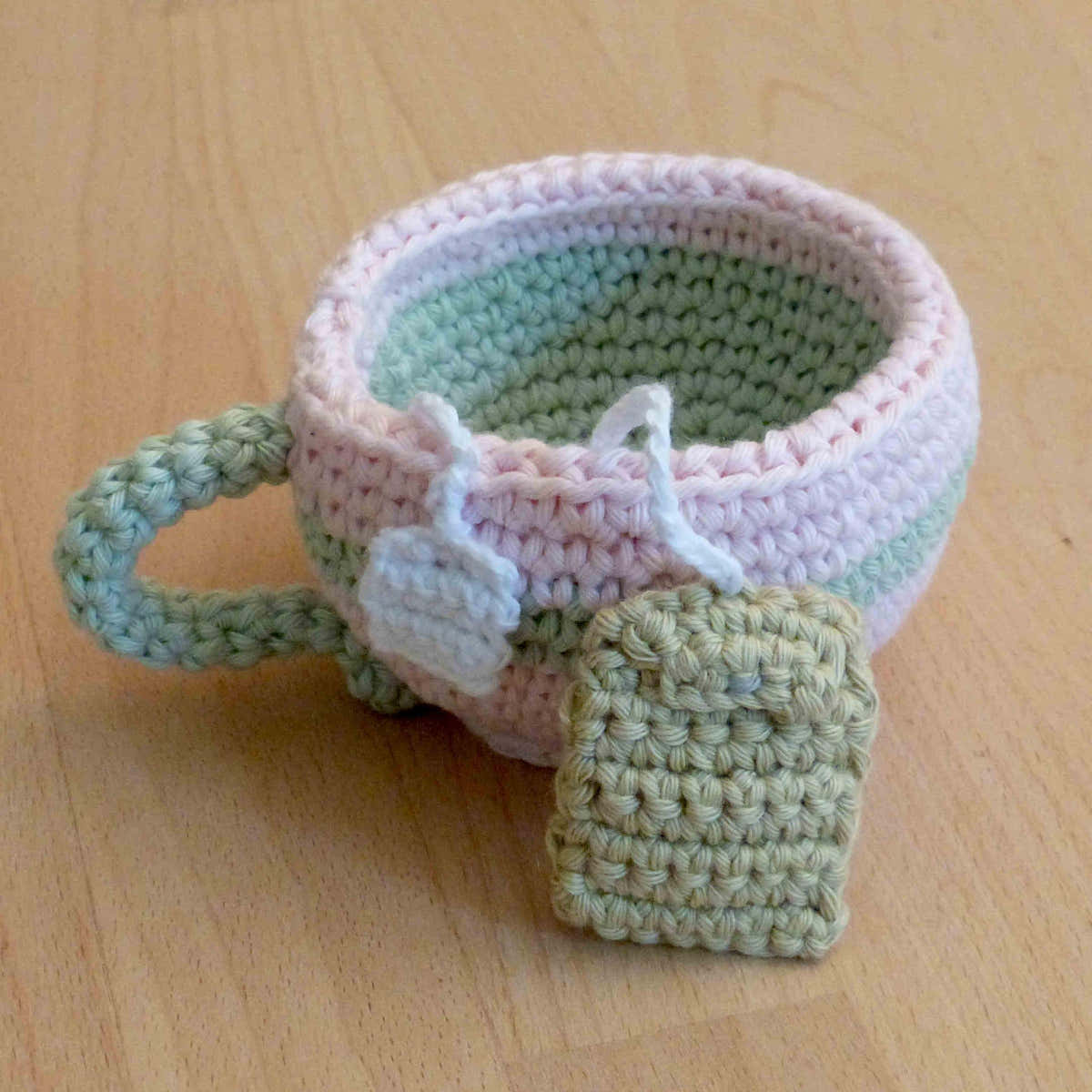 Cup and ball game: teacup