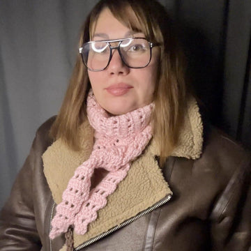 Scarf croissant