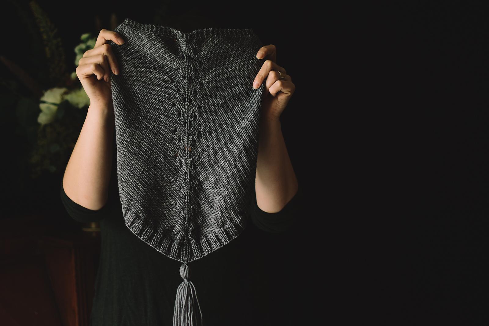 Whitethorn Cowl