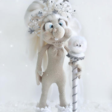 Clothes for a Winter witch