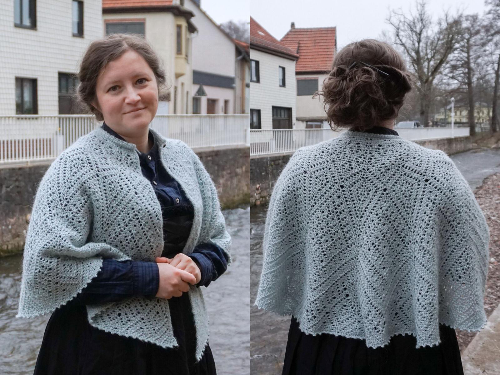 Jolly larimar shawl