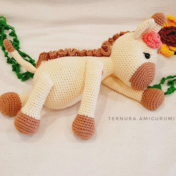 Crochet Juliet the Giraffe