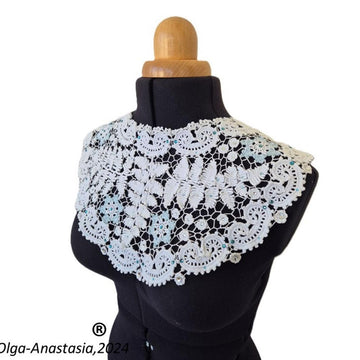White Lace Irish Lace Detachable Collar "December"