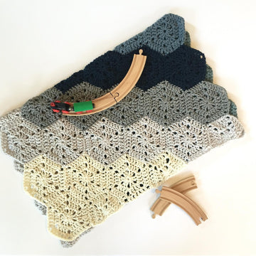 Chunky Hexi Baby Blanket