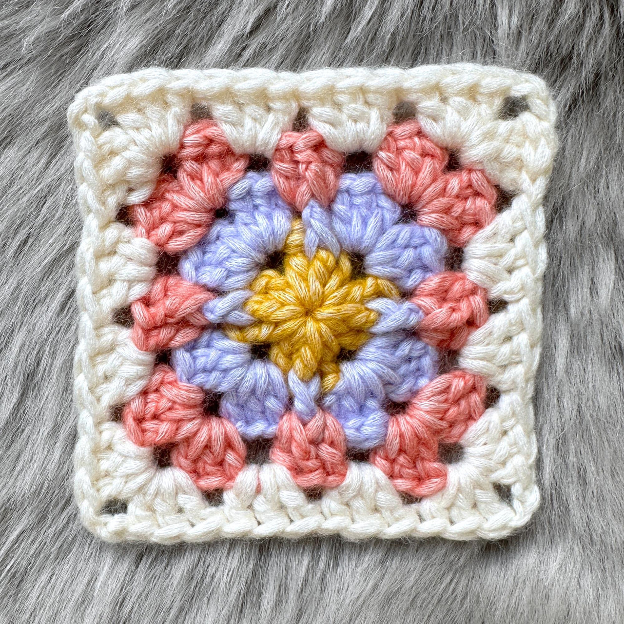 Merry Granny Square