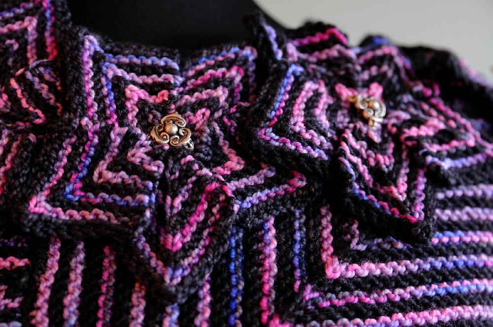 Domino Floral Capelet