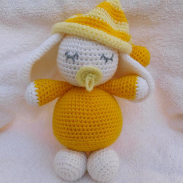 Amigurumi Pelusa, the baby Bunny