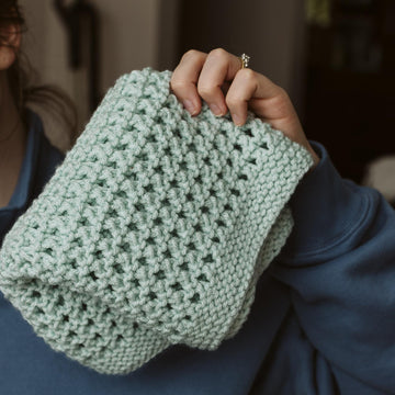 Eyelet Rows Cowl