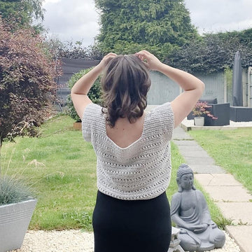 Cropped Cross Tee