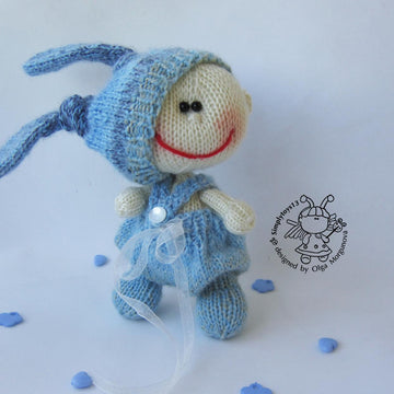 Pebble doll blue Bunny