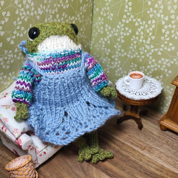 Froggy's Petal Pinafore