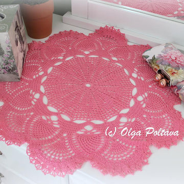 Pineapples and Fans Doily