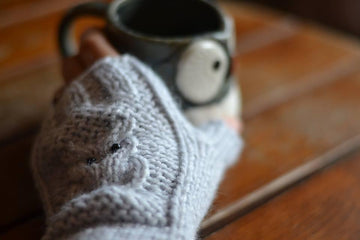 Fingerless gloves with owl detail