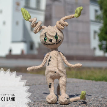 Amigurumi leaf voodoo monster
