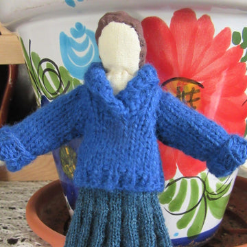 1:12th scale Ladies chunky jumper