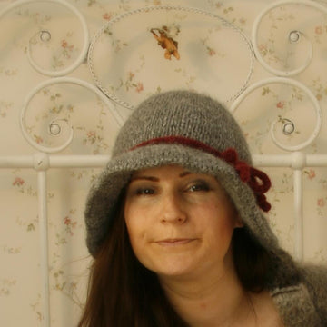 Pauletta brim hat