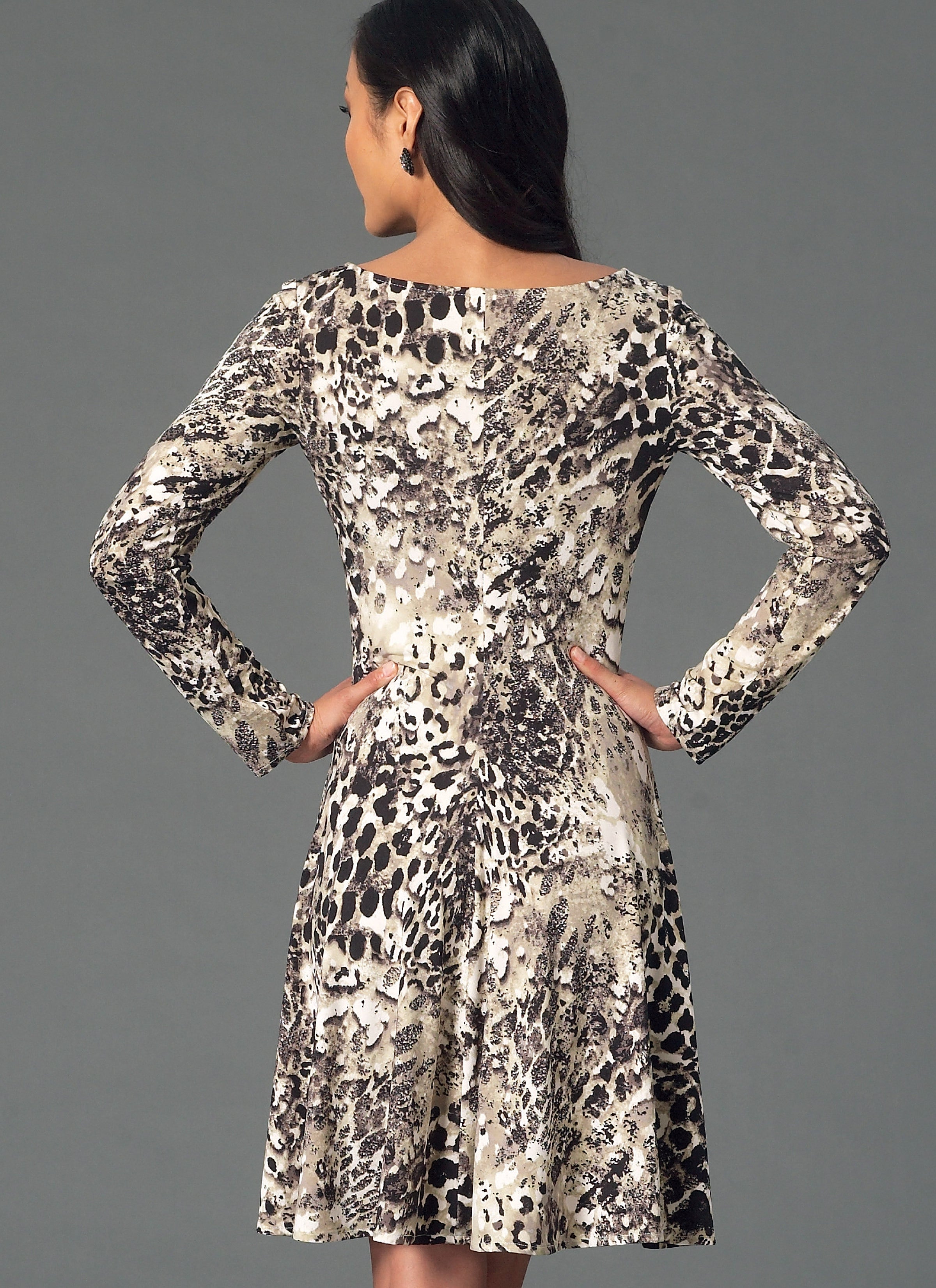 McCall's Misses' Dresses M7240 - Sewing Pattern