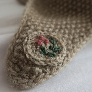 Happy Teddy Scarf + crochet applique