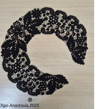 Detachable black lace crochet collar