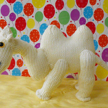 NURSERY CAMEL TOY KNITTING PATTERN - MADMONKEYKNITS