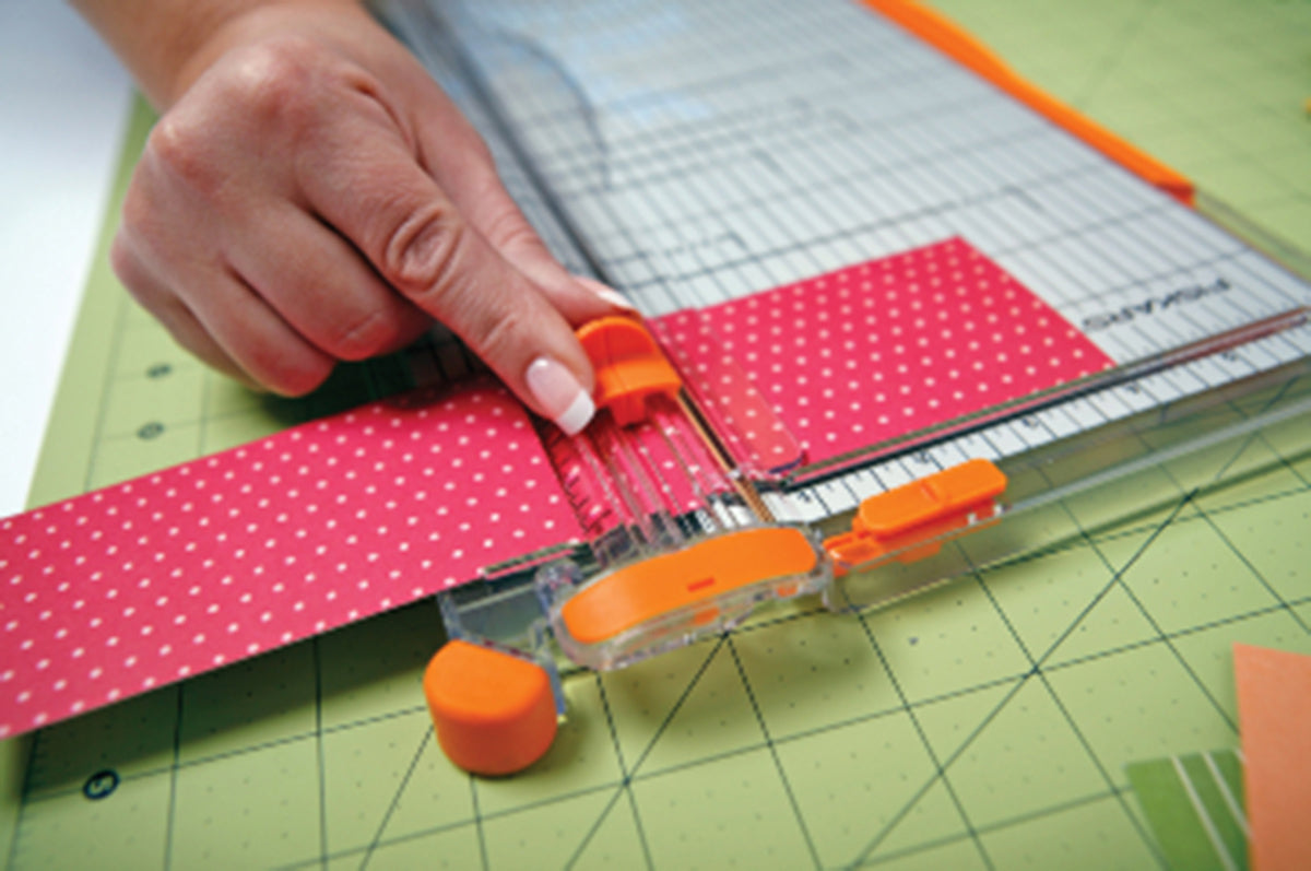 Fiskars SureCut Deluxe Paper Trimmer 12" - 438006