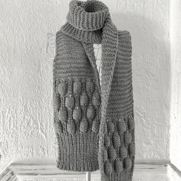 Bubbles Scarf