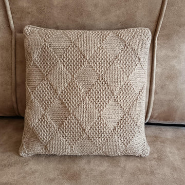 Crossways pillow