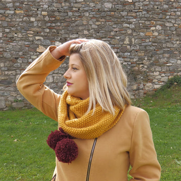 Iskra Set Hat and Oversized Cowl