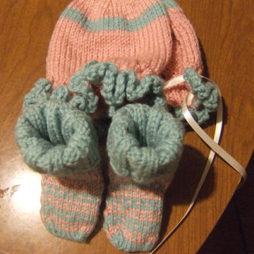 Little Flowers Ruffle Baby Bonnet