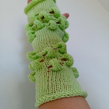 Fingerless Staggered loops