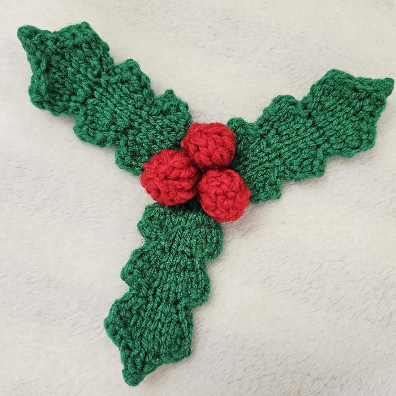 Knitted Holly & Berries