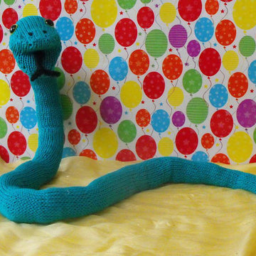 NURSERY SIDNEY SNAKE  TOY KNITTING PATTERN - MADMONKEYKNITS