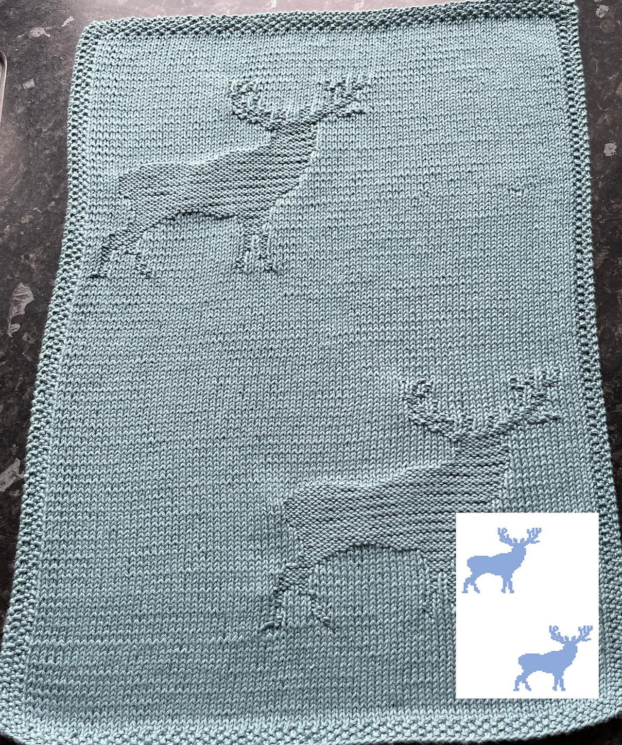 Nr. 846 – 25 – 8. Christmas Reindeer guest towel