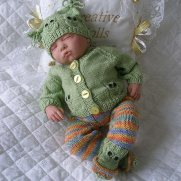 Dolls Clothes Knitting Pattern, Cardigan with Owl Motif, leggings, Hat and Boots