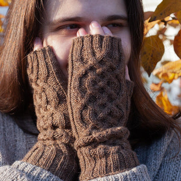 Rust Belt River Mitts