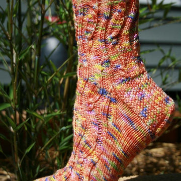 Wavering Cable Socks