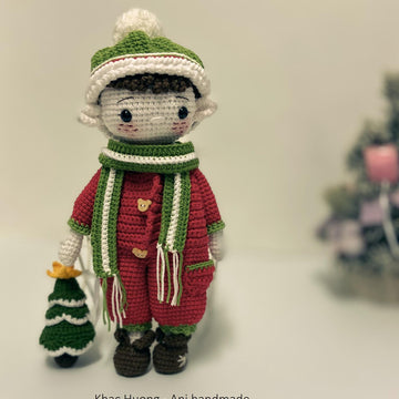 Lucky - Th Christmas doll