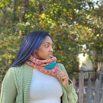 Leafing Summer Cowl