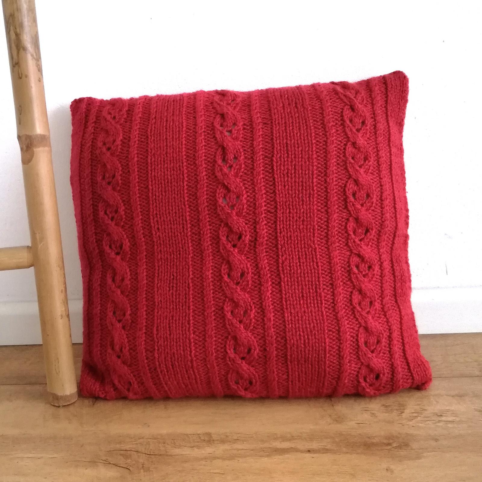 Theia Cable Cushion