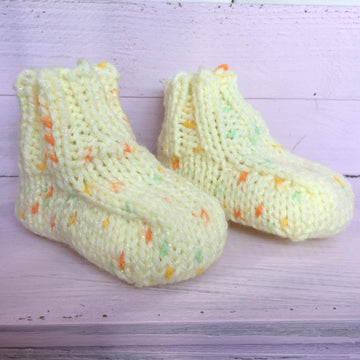 Easy Eyelets Baby Blanket Set