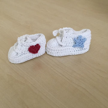 Sporty Baby Bootie and Hat Set N 231