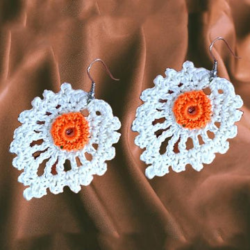 Crochet leaf earrings..