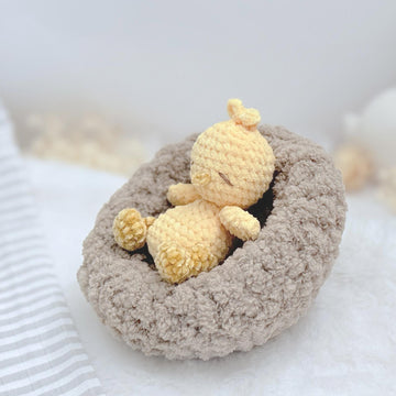 Nesting Chicken