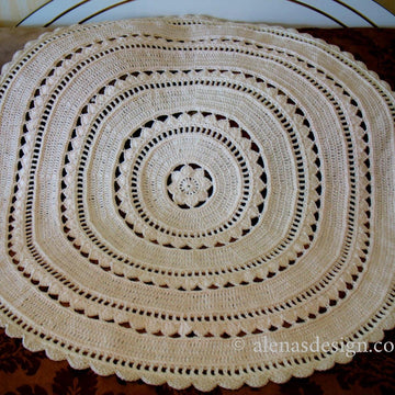Round Floral Blanket