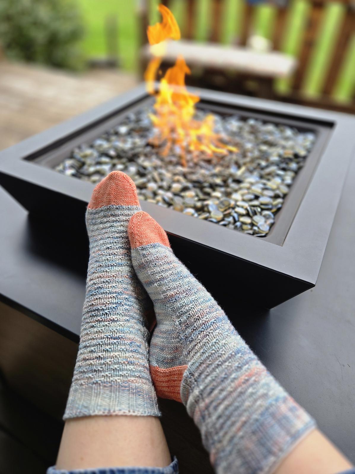 Canoodling Socks