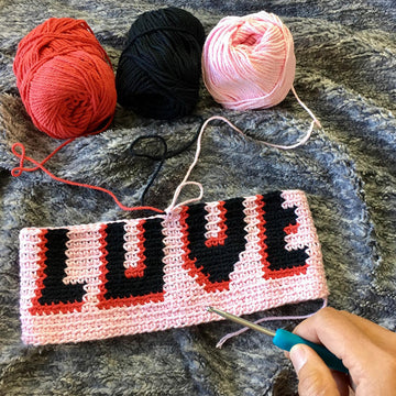 LOVE Pouch Tapestry Pattern
