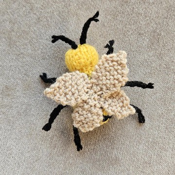 Knitted Bees