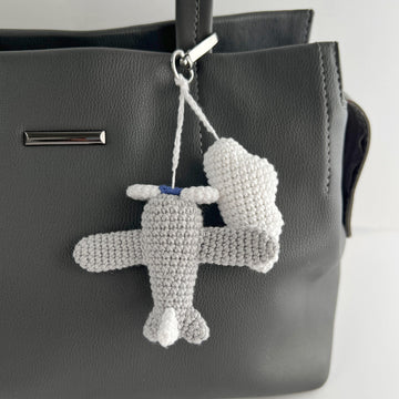 Airplane with cloud crochet pattern Amigurumi keyring Bag charm