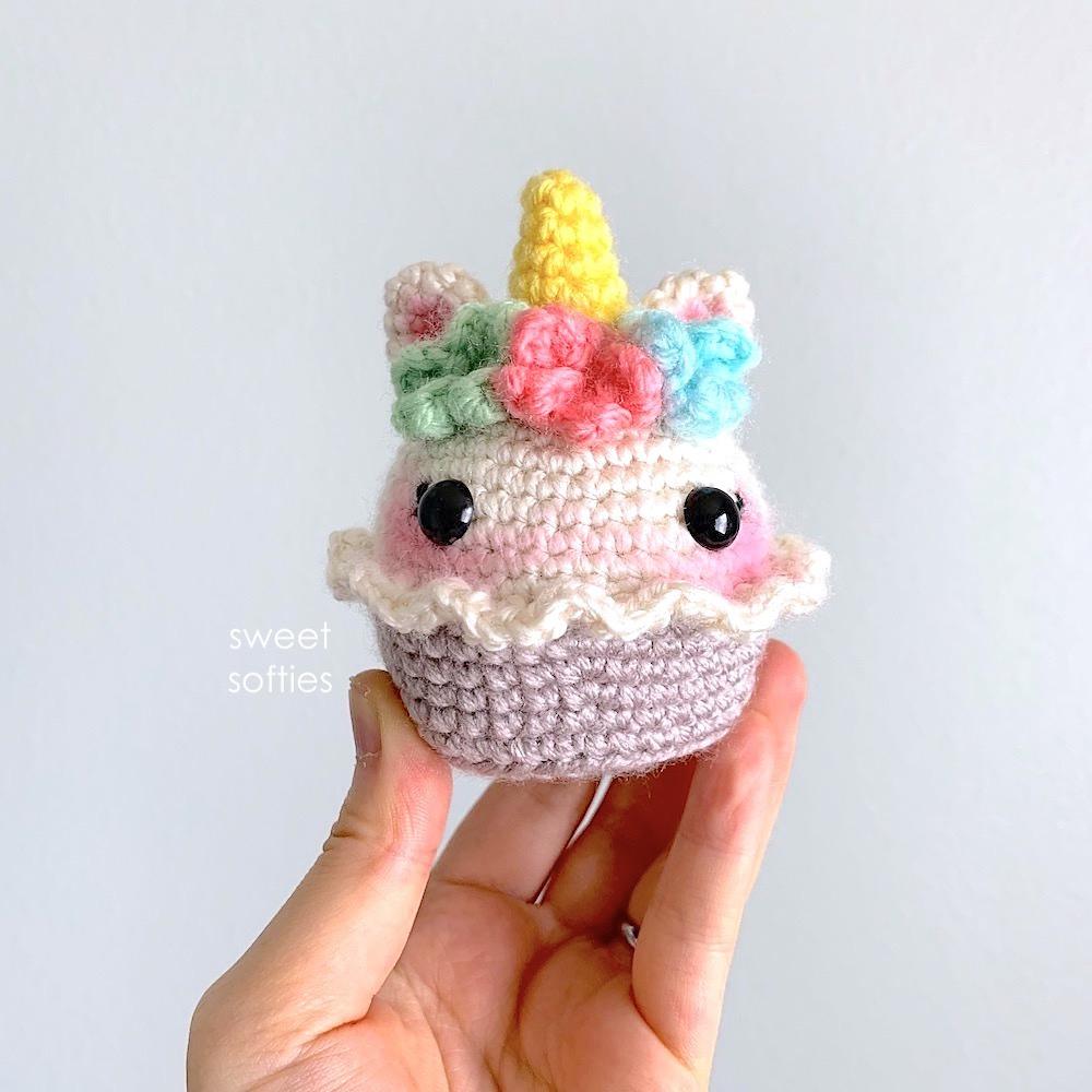 Unicorn Floral Cupcake